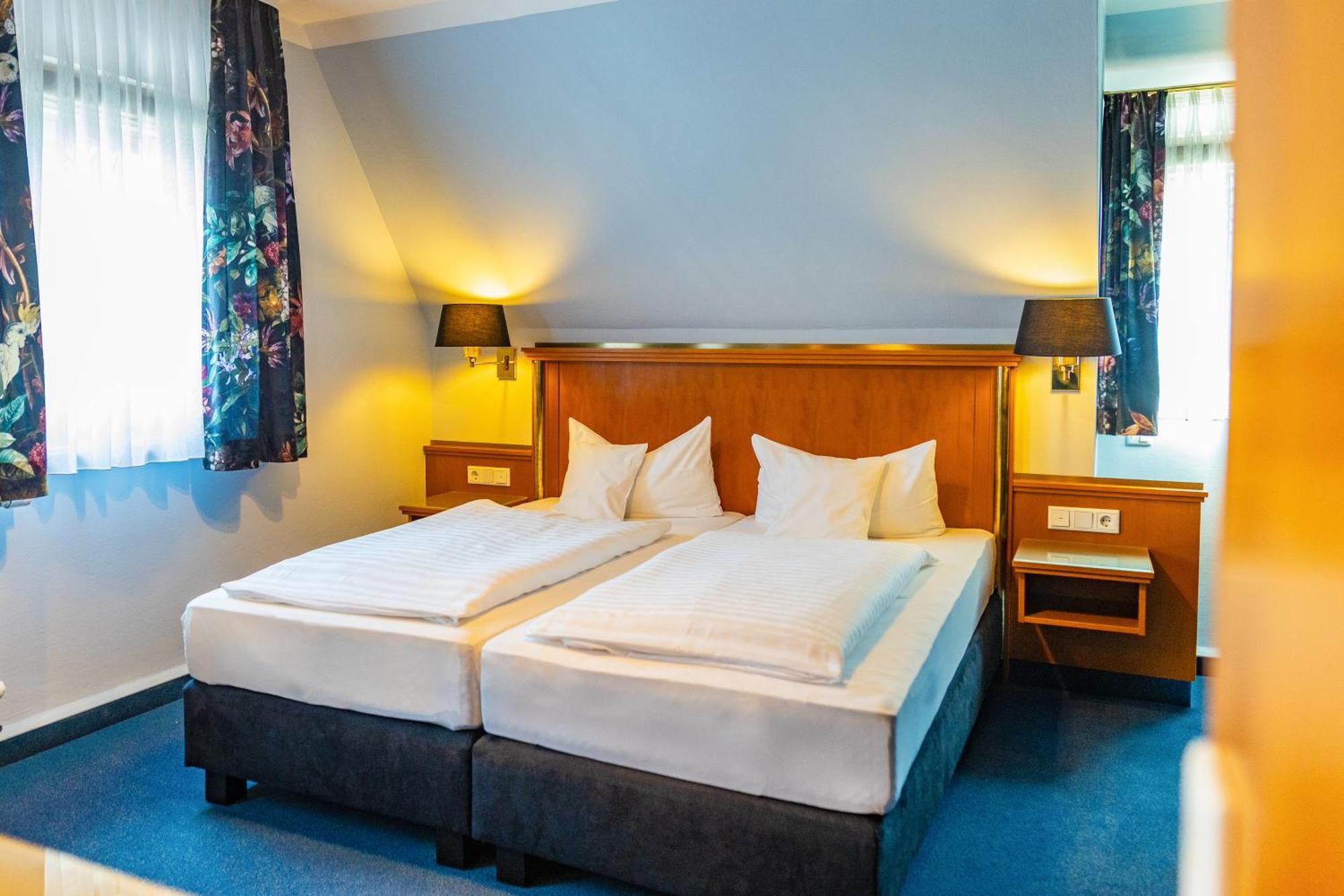 Boutique Hotel Bundschuh 3 Sterne Superior Lohr エクステリア 写真